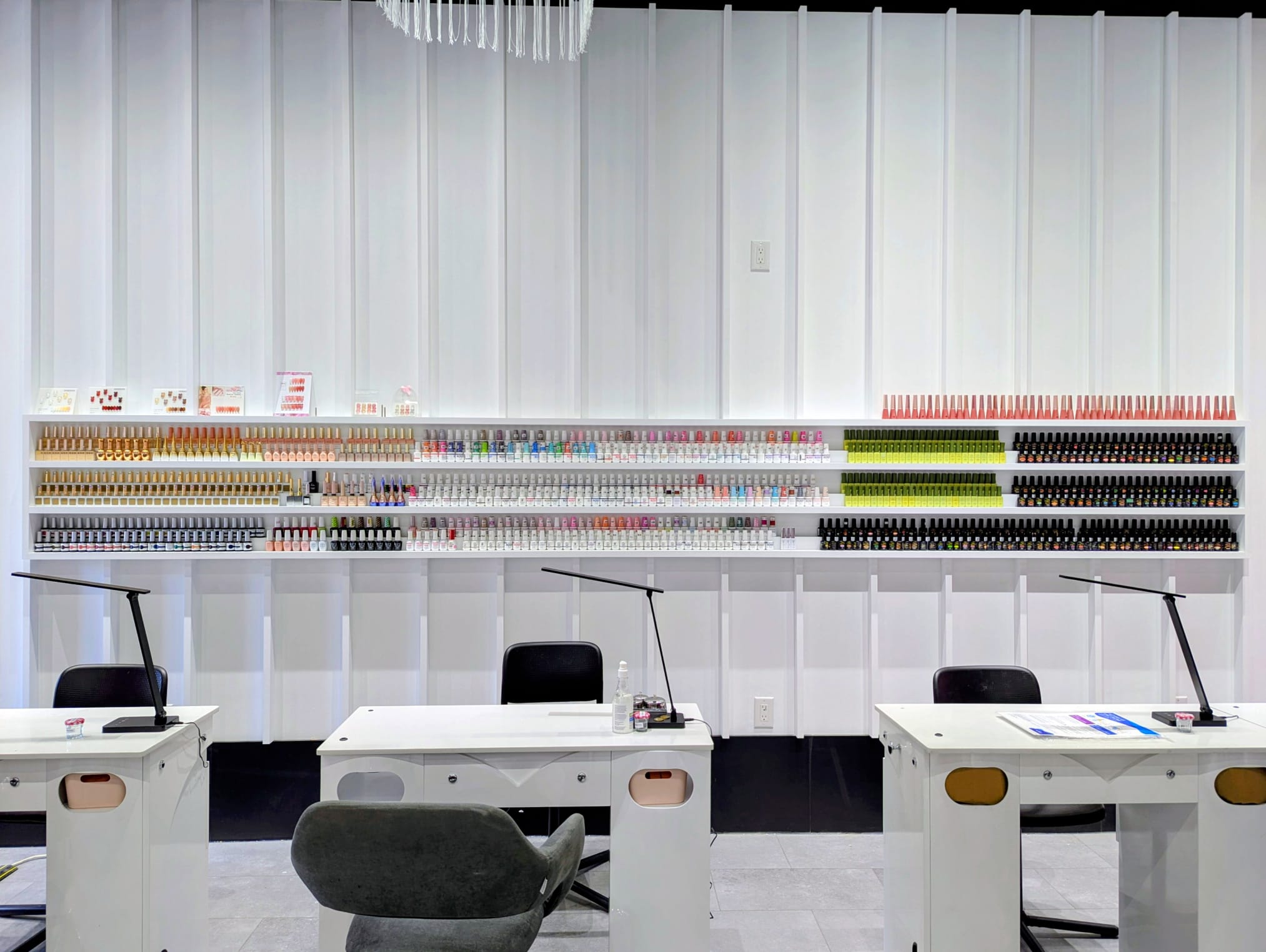 Sister Sister Nail Salon - Interior Space 3
